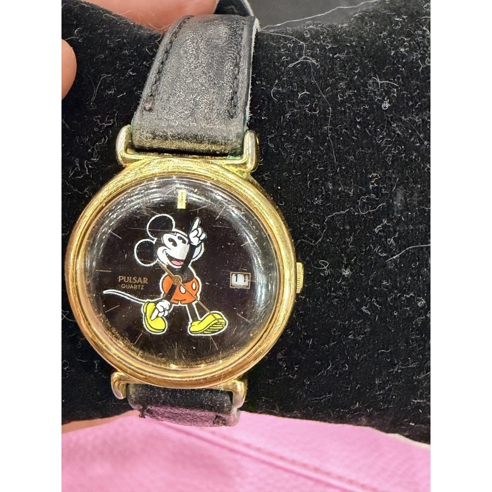 Pulsar Mickey Mouse Watch V827 Womens 26mm Case Date Black Leather Quartz Vtg